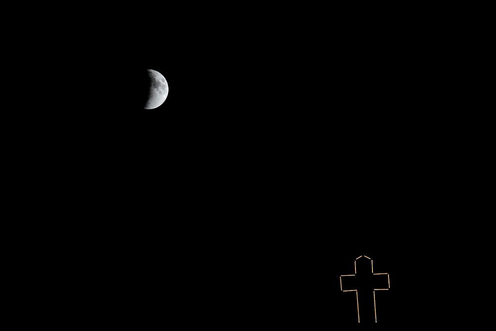 Lunar eclipse seen in Montreal